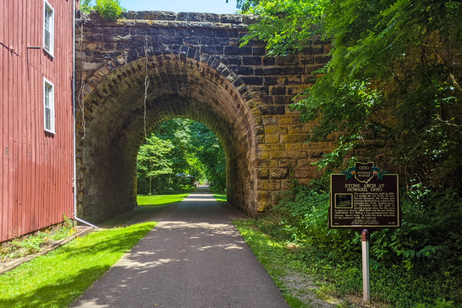 Photo of the Stone Arch in Howard, Ohio
