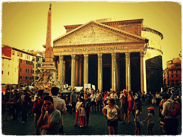 A picture of the Pantheon in Rome.